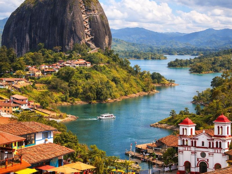 Guatapé – Full Day Tour (with Optional Overnight Stay)